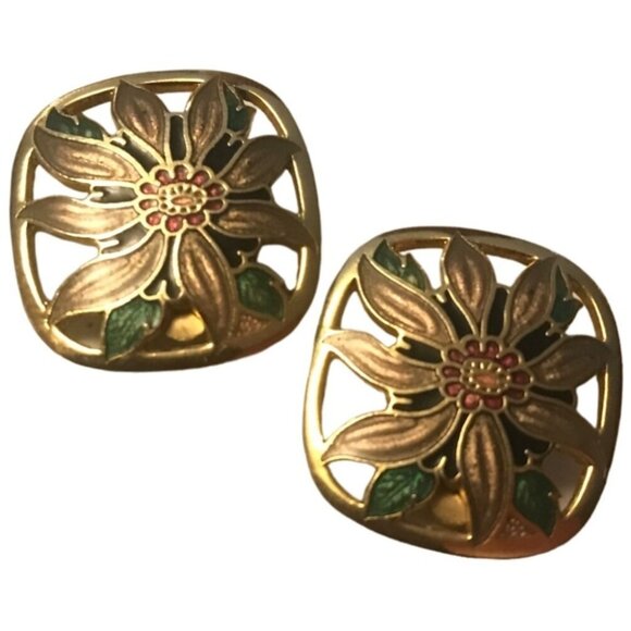 Vintage Poinsettia Enamel Clip On Earrings Gold Green Red 1" Christmas Granny - Picture 1 of 4